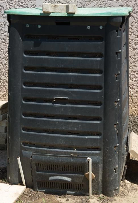 600 L compost bin for the home gardener