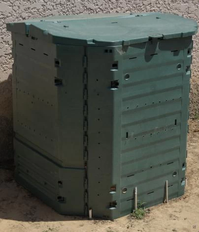 900 L compost bin for the home gardener